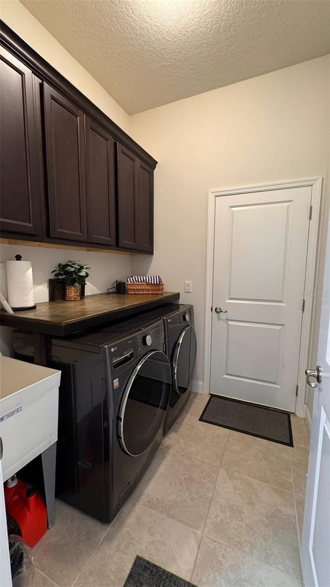 GABLES/TOWN CENTER - Residential