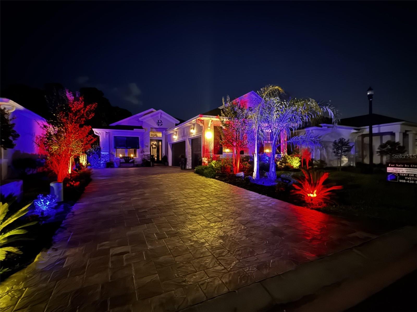 GABLES/TOWN CENTER - Residential