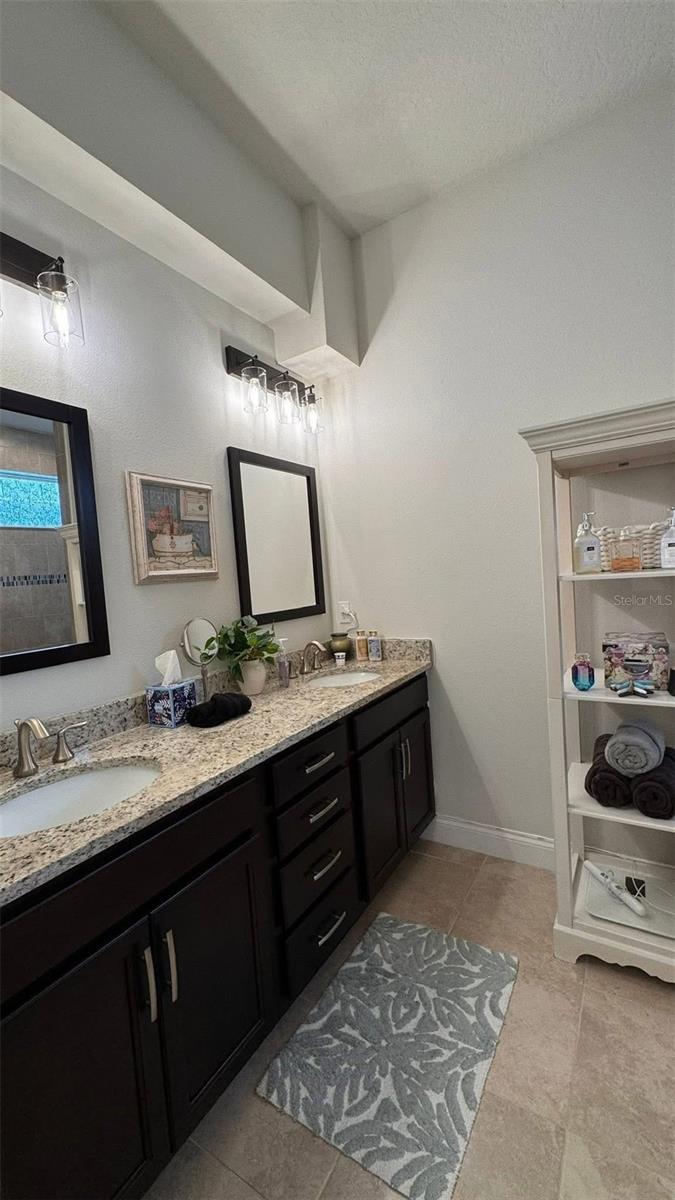 GABLES/TOWN CENTER - Residential