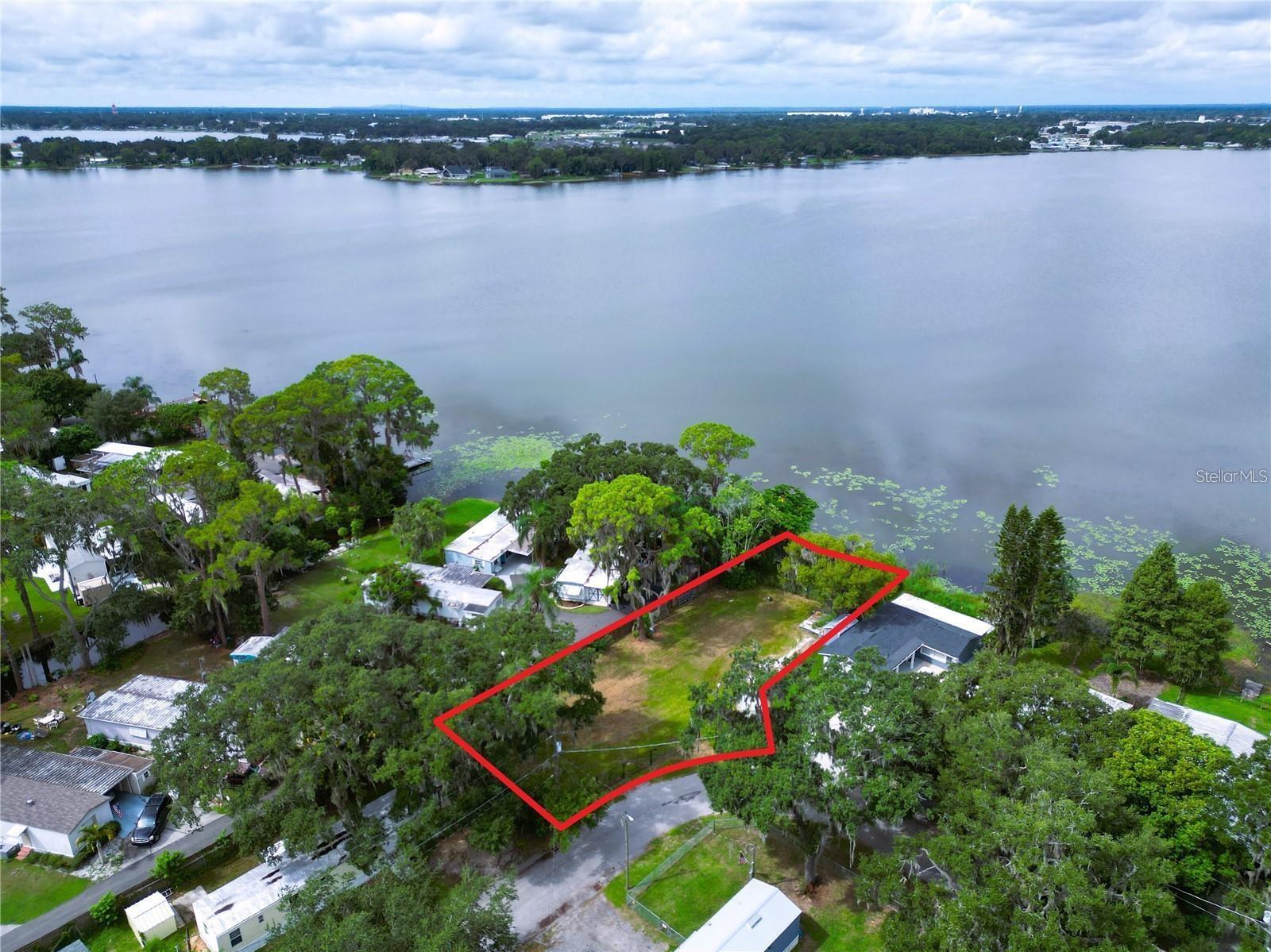 LAKE MARIANA SHORES - Land