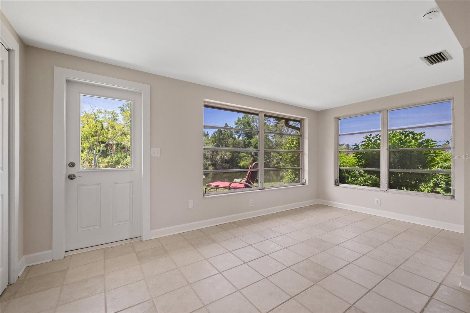 GARDENS BEACON SQUARE - Residential
