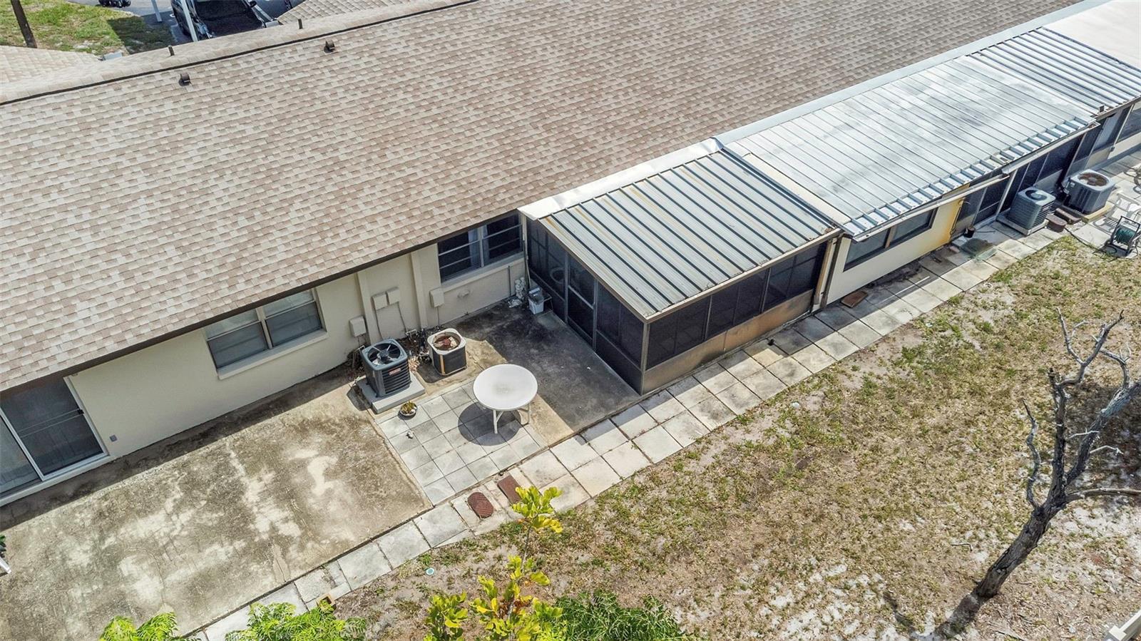 HILL CREST VILLAS - Residential