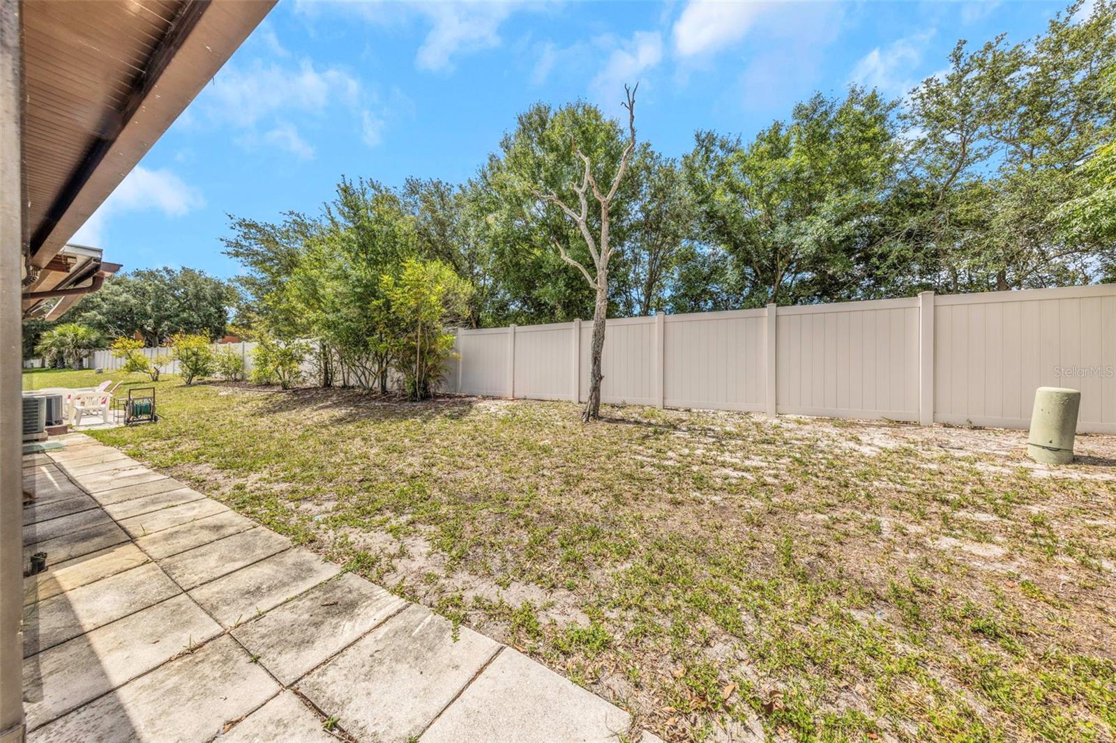HILL CREST VILLAS - Residential