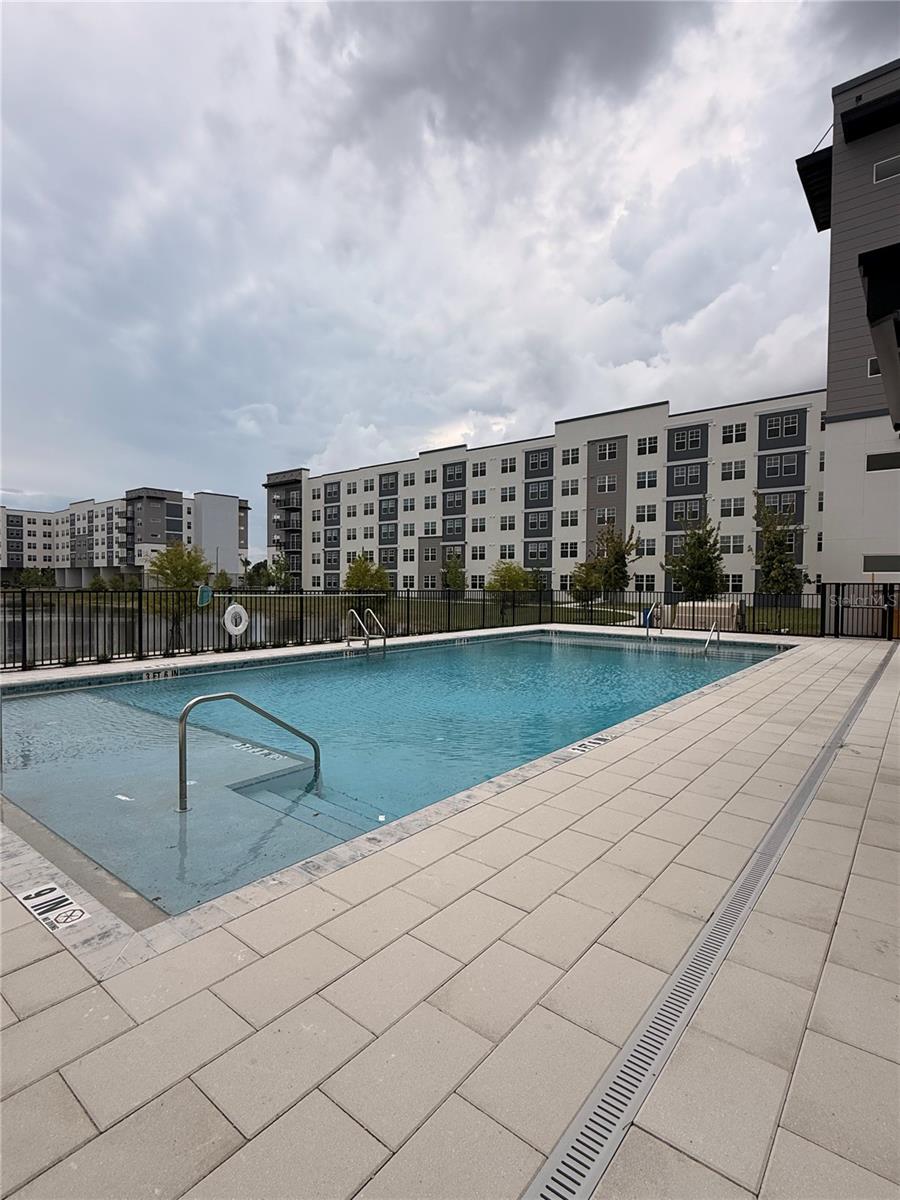 MILLENIA PARK TOWER III CONDO - Residential