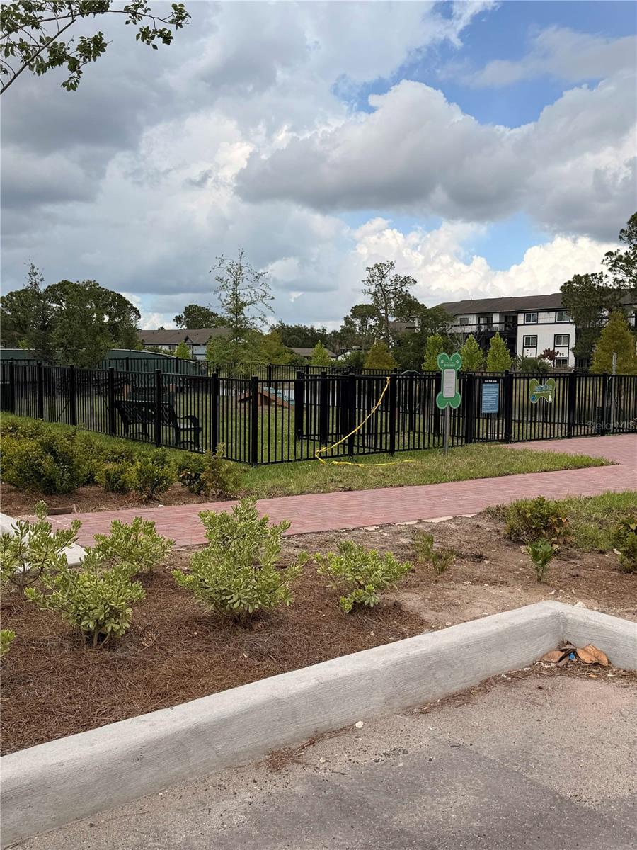 MILLENIA PARK TOWER III CONDO - Residential