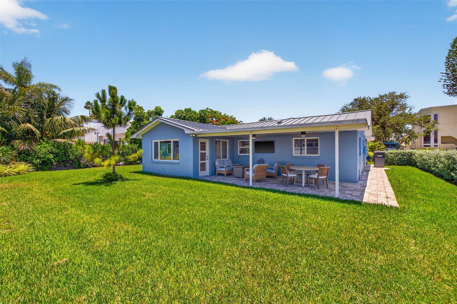 BAHIA SHORES 4TH ADD - Residential