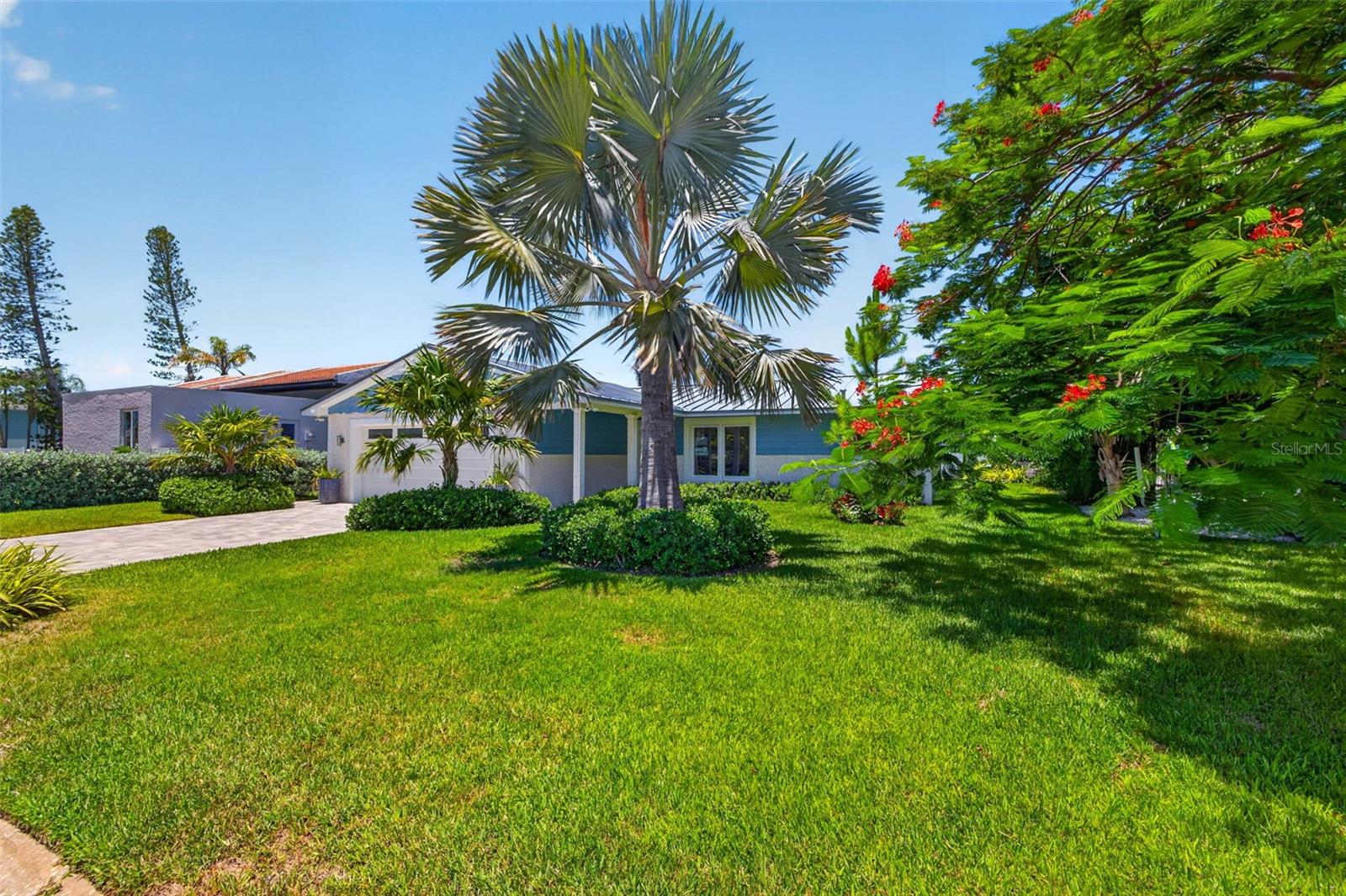 BAHIA SHORES 4TH ADD - Residential
