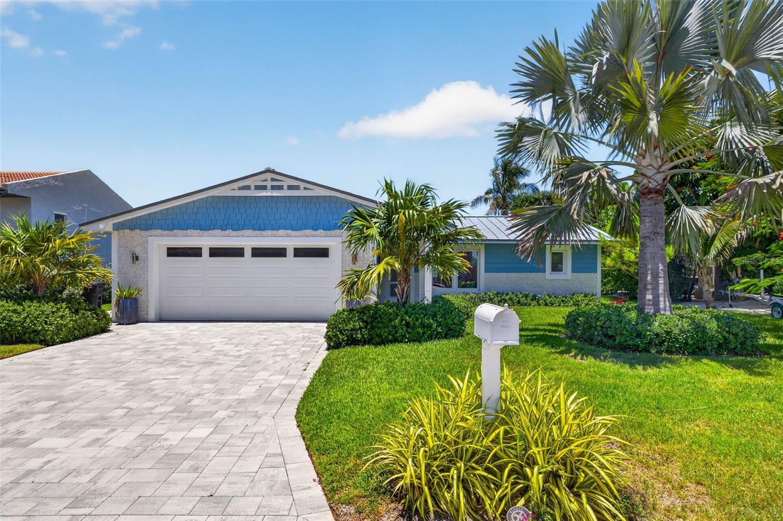 BAHIA SHORES 4TH ADD - Residential