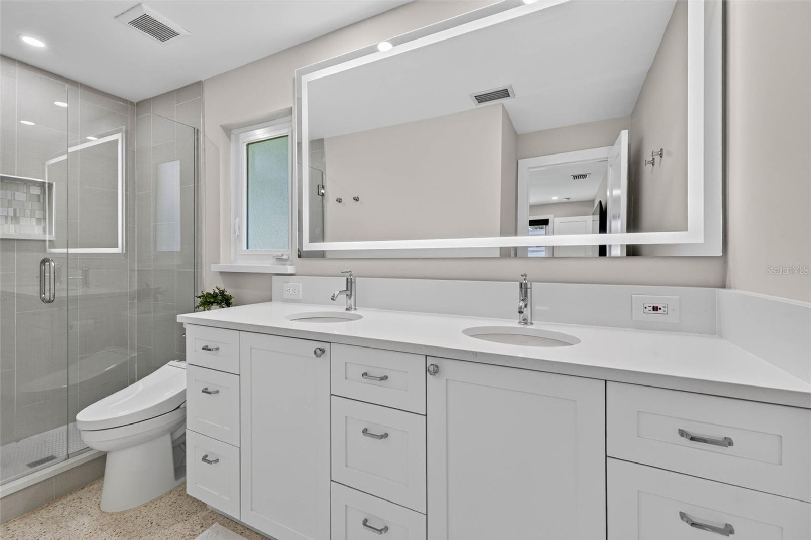 BAHIA SHORES 4TH ADD - Residential