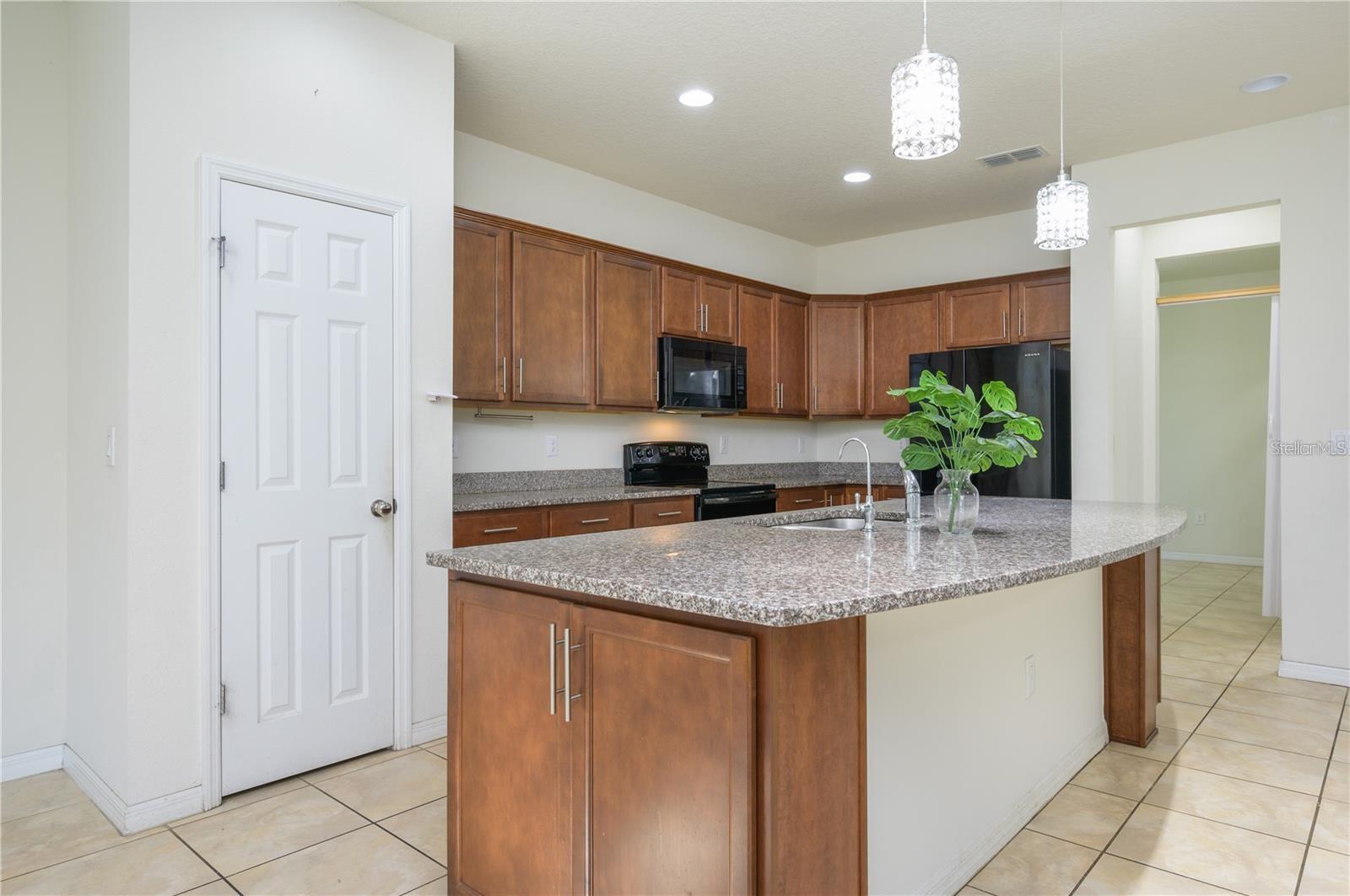 EAST LAKE PRESERVE PH 2 - Residential Lease
