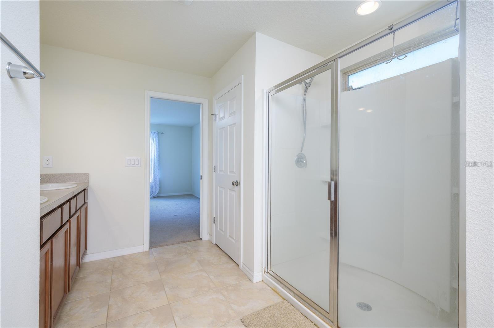 EAST LAKE PRESERVE PH 2 - Residential Lease