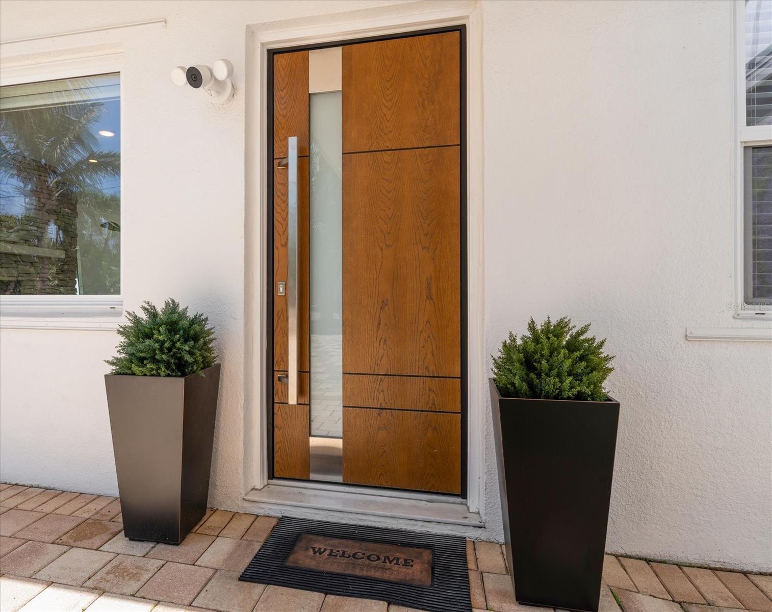 VENETIAN POINT - Residential