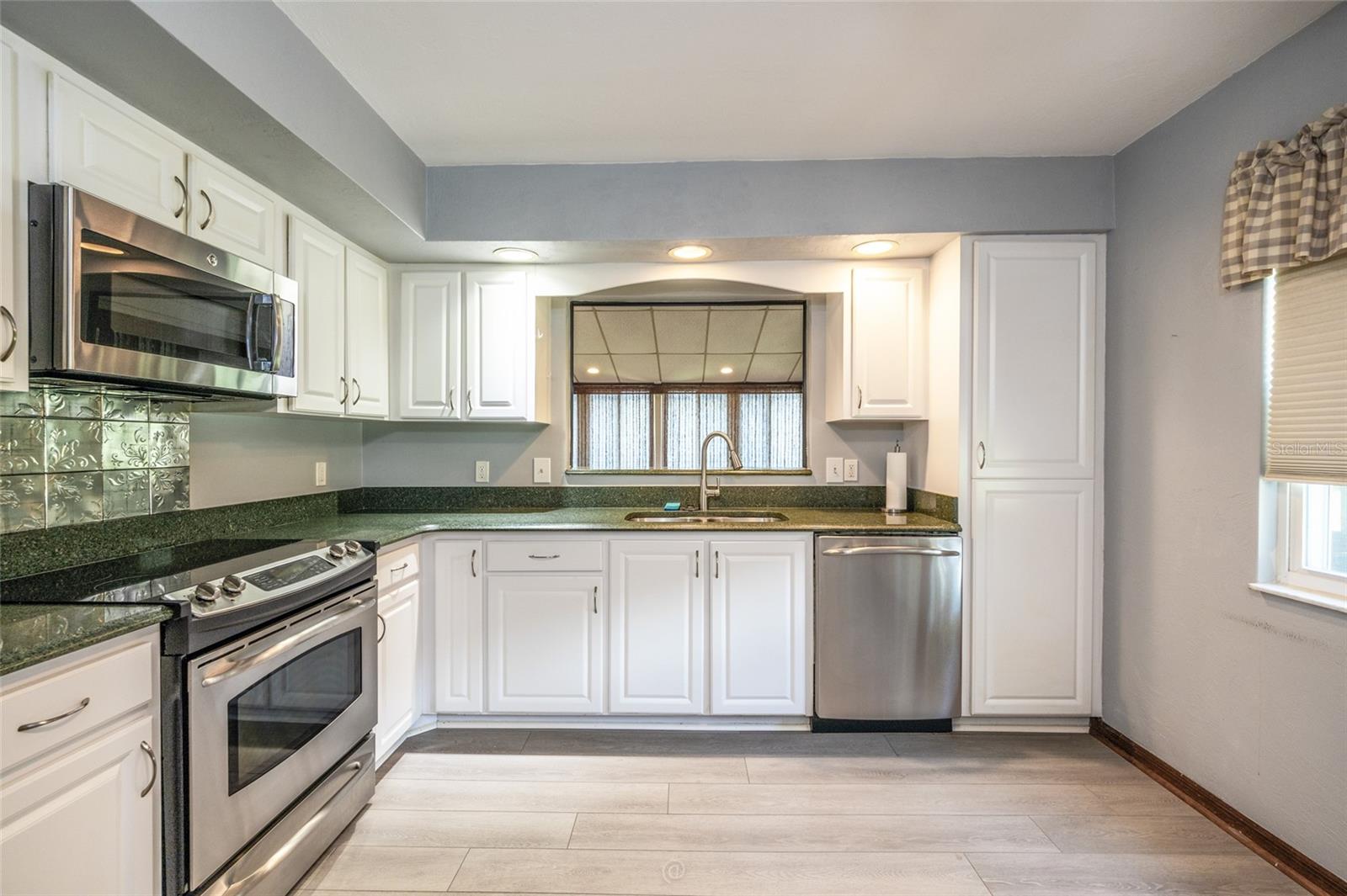 PELICAN BAY PH 01 UNIT 04 - Residential