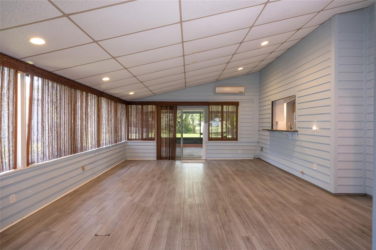 PELICAN BAY PH 01 UNIT 04 - Residential