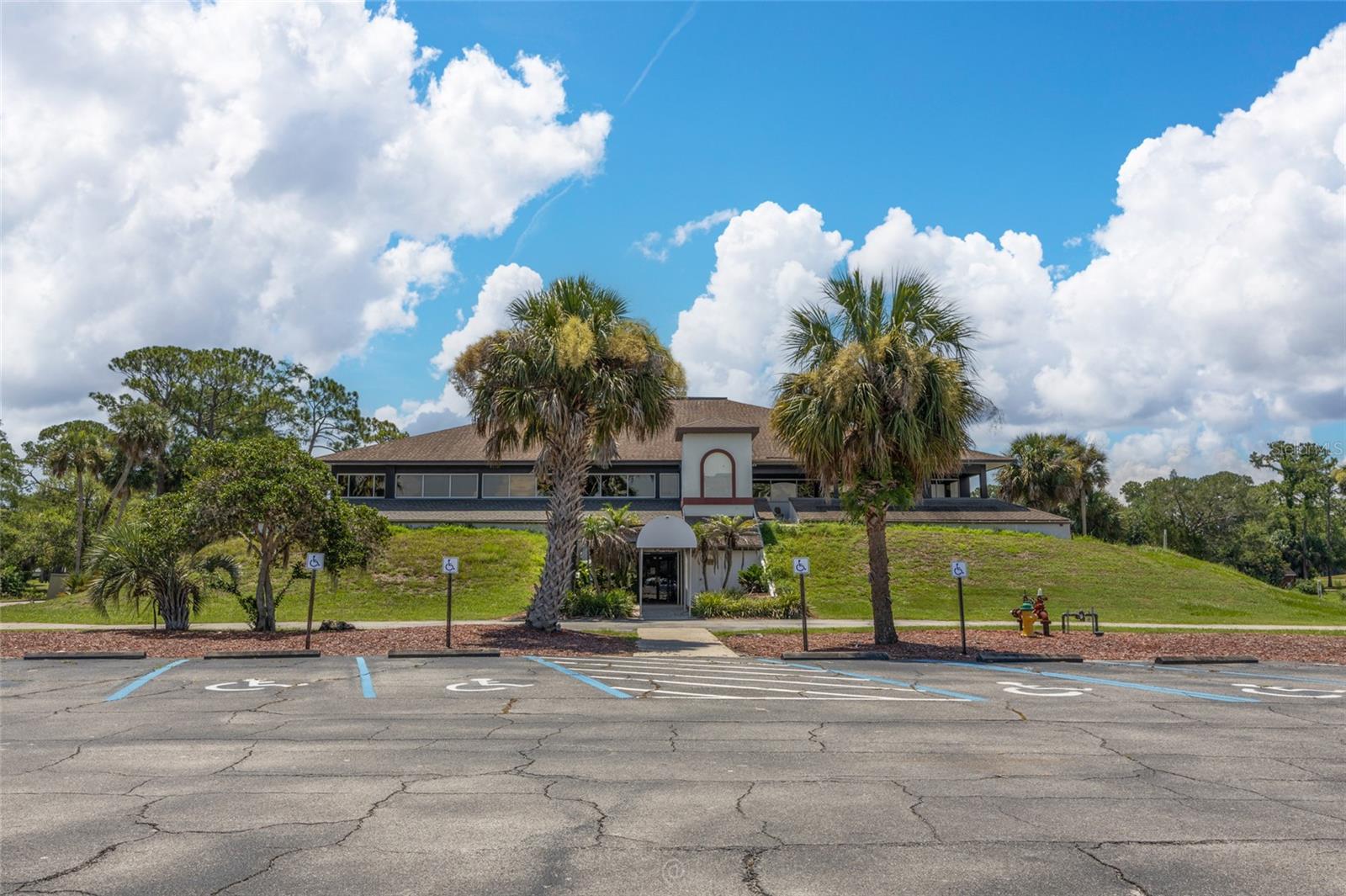 PELICAN BAY PH 01 UNIT 04 - Residential