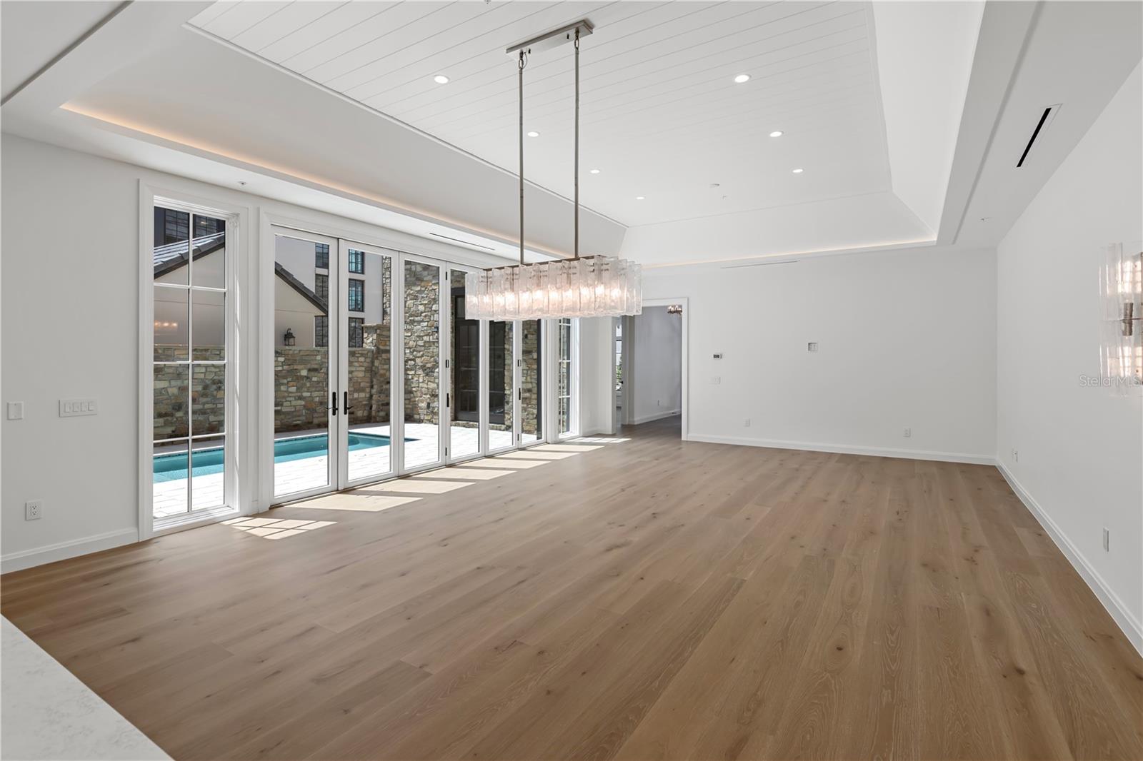 GOLDEN OAK FLORIAN PARK - Residential