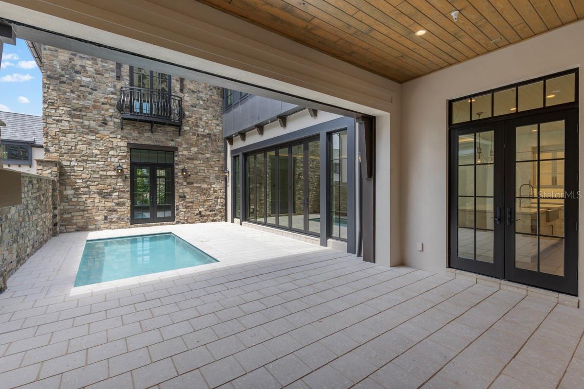 GOLDEN OAK FLORIAN PARK - Residential