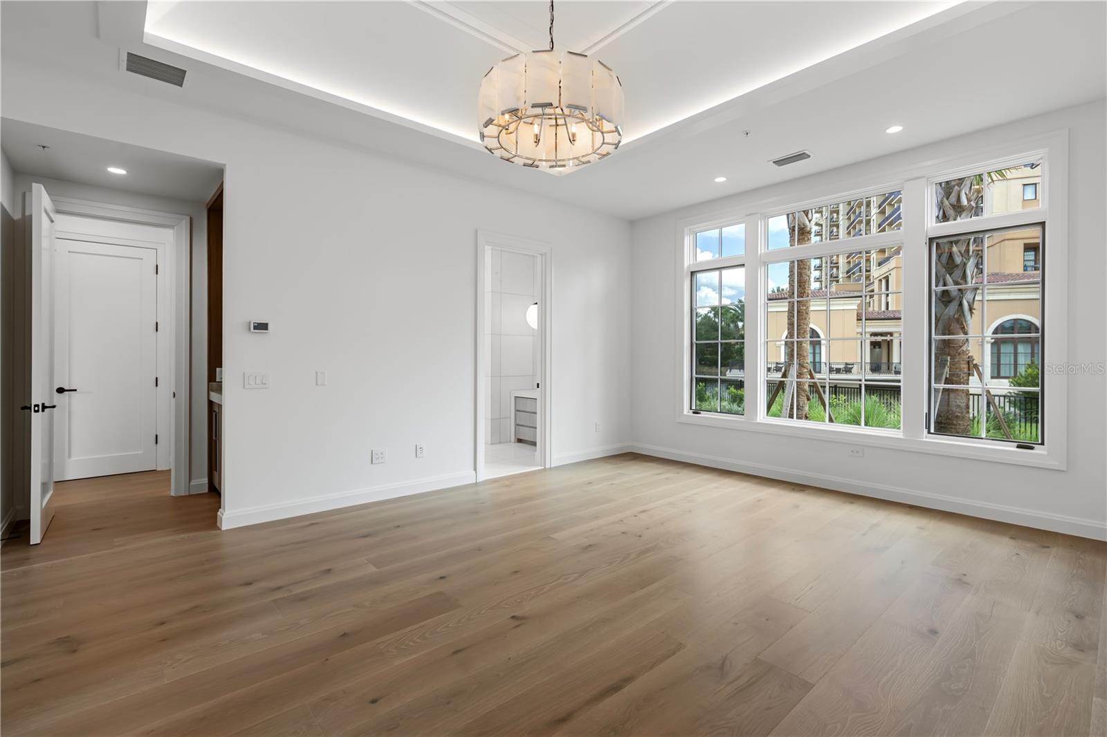 GOLDEN OAK FLORIAN PARK - Residential