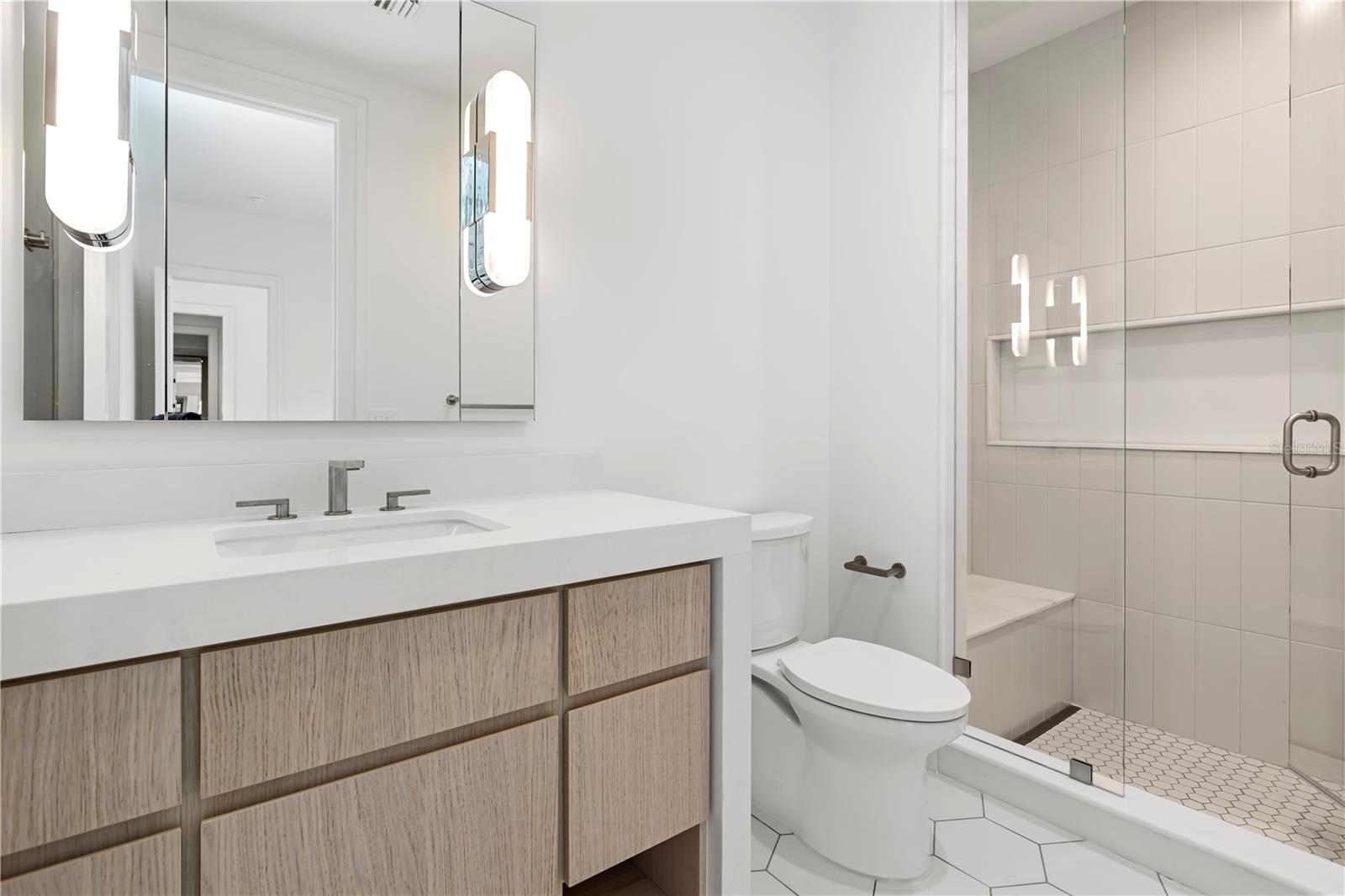 GOLDEN OAK FLORIAN PARK - Residential