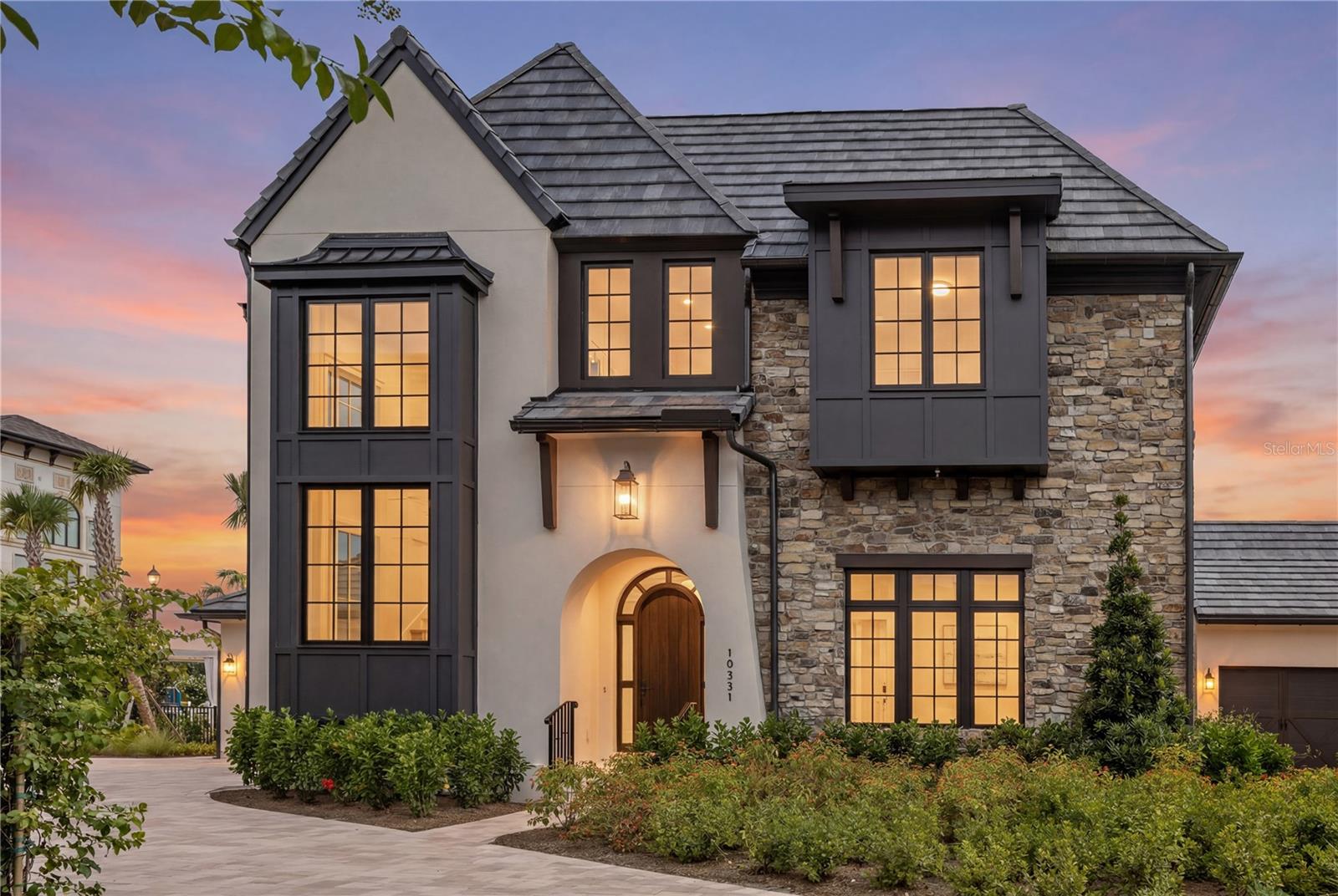 GOLDEN OAK FLORIAN PARK - Residential