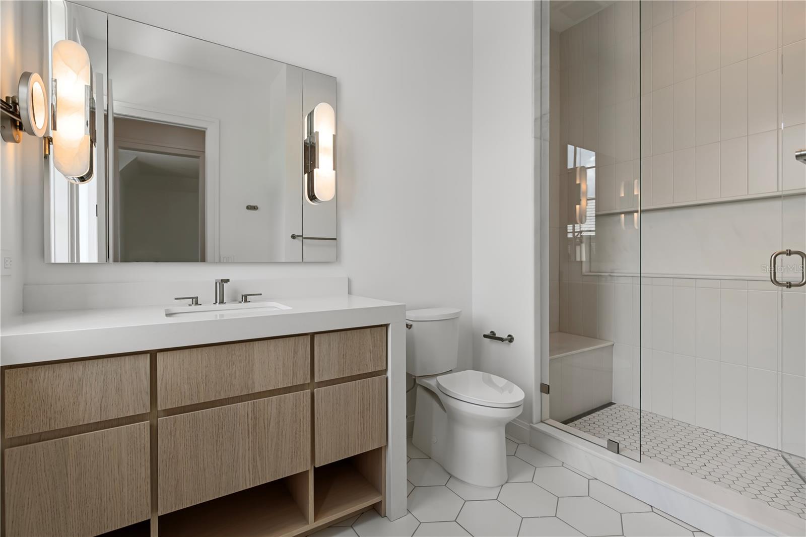 GOLDEN OAK FLORIAN PARK - Residential
