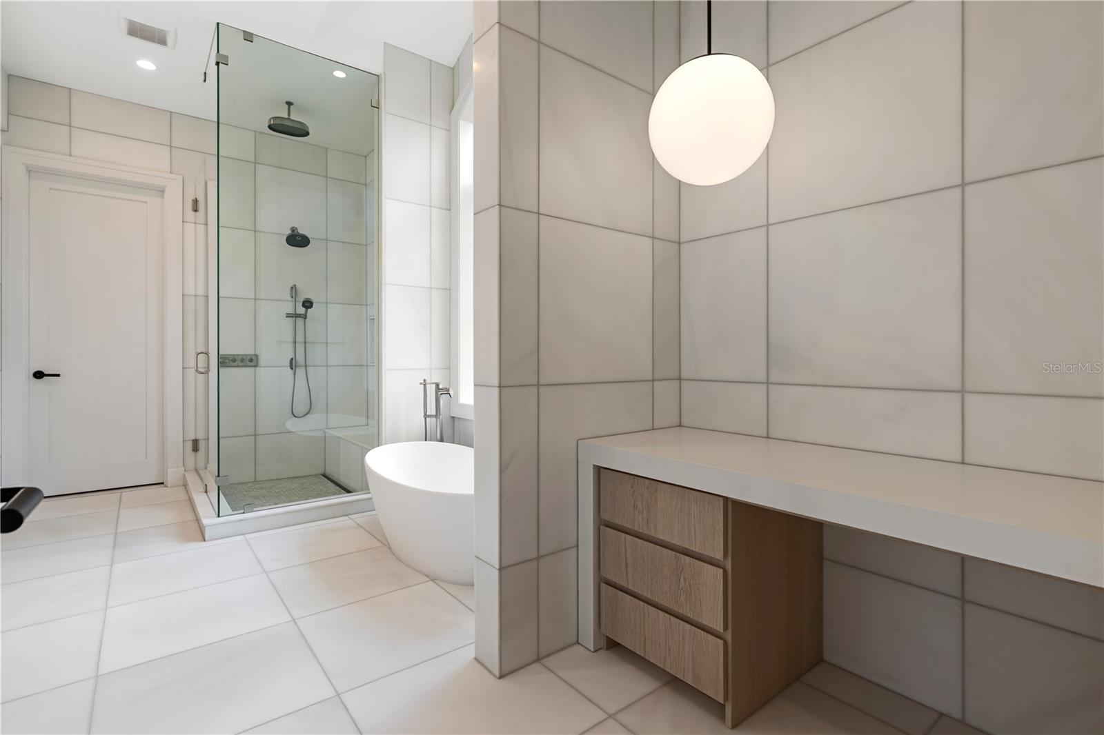 GOLDEN OAK FLORIAN PARK - Residential