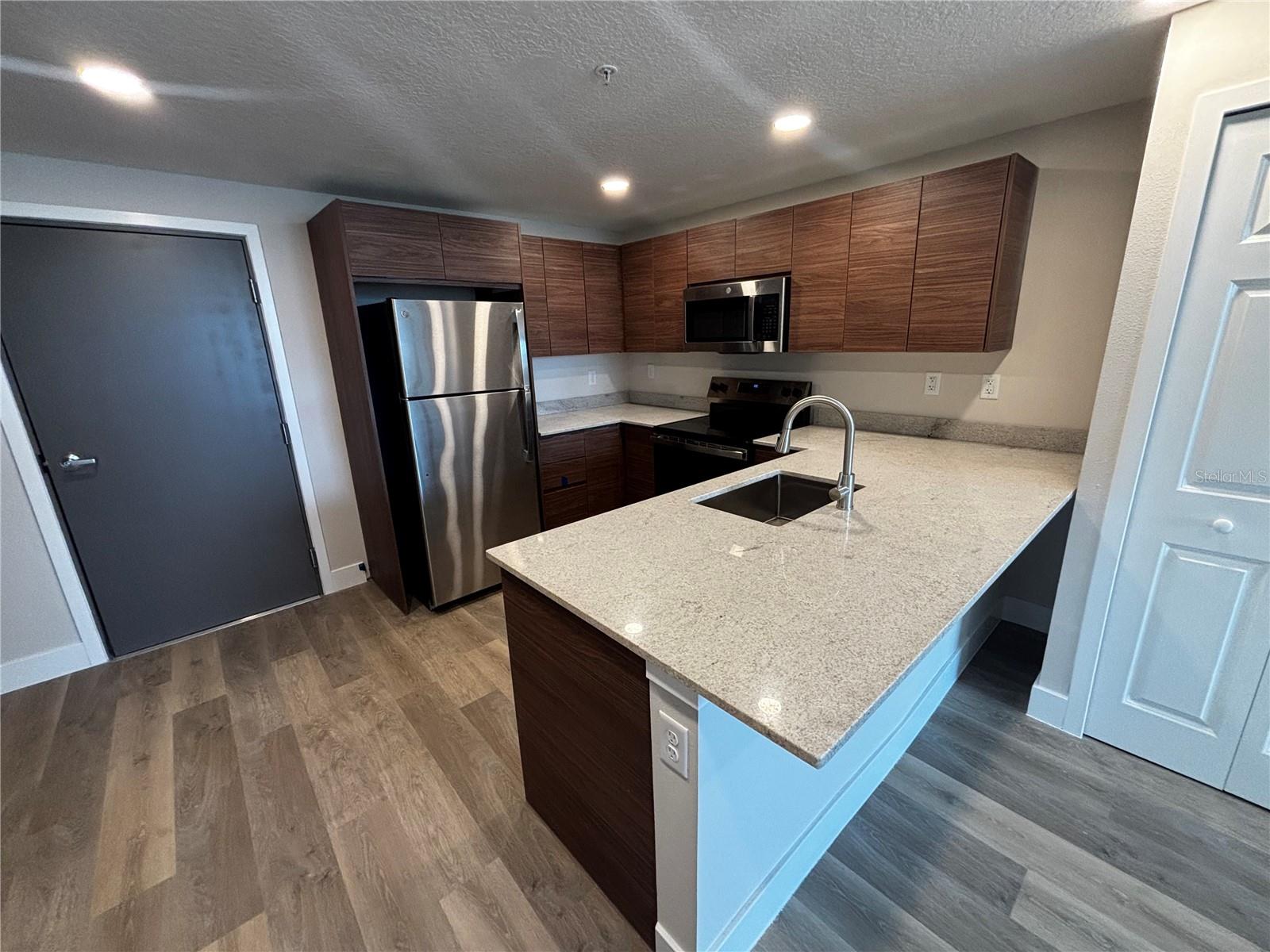 SAN MARINO - Residential Lease