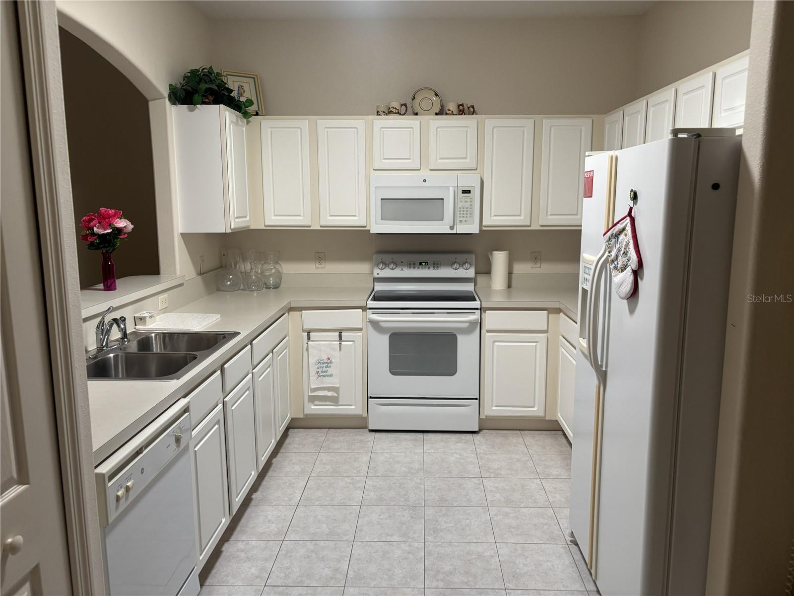PENNBROOKE PH 01J LT J1 PB 50 PG 88-90 O - Residential