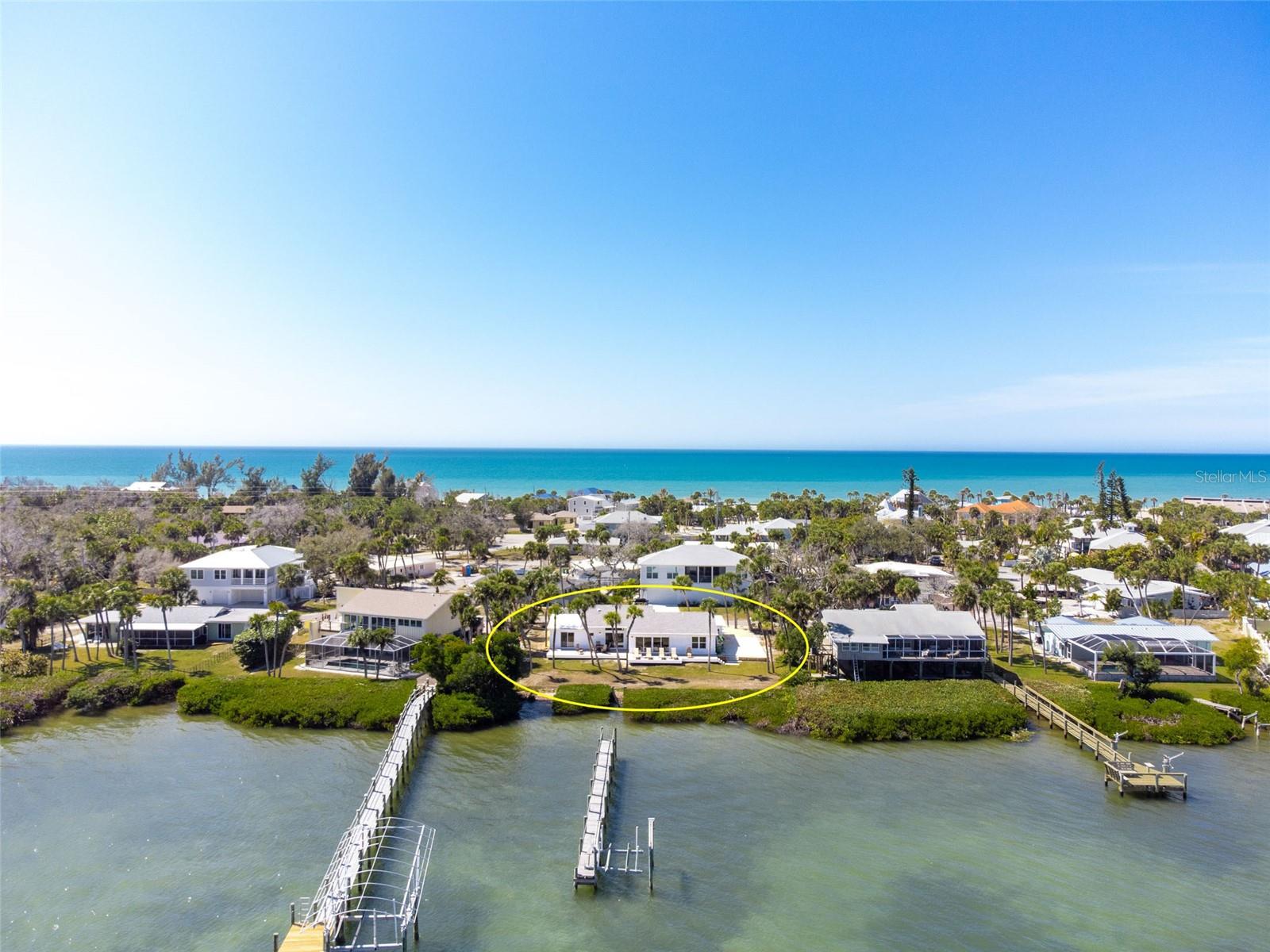 PELICAN SHORES - Residential