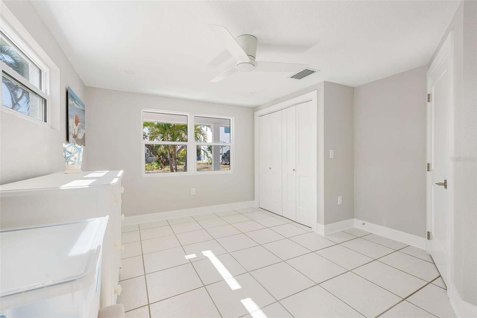 PELICAN SHORES - Residential