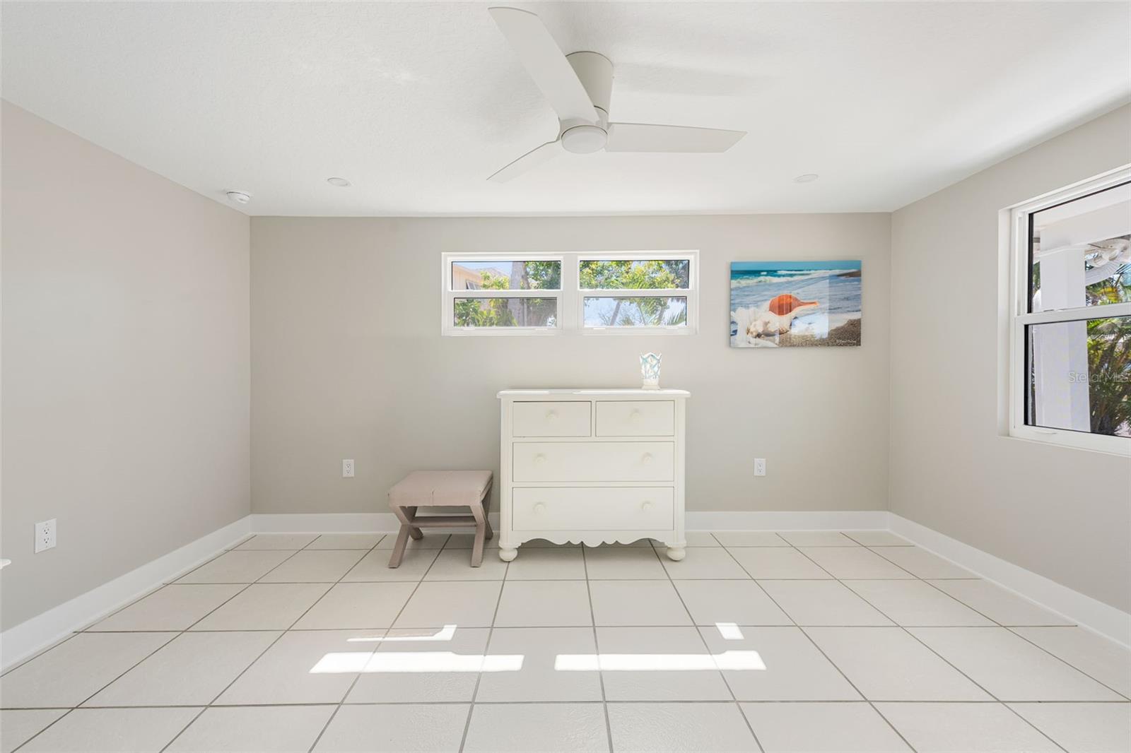 PELICAN SHORES - Residential