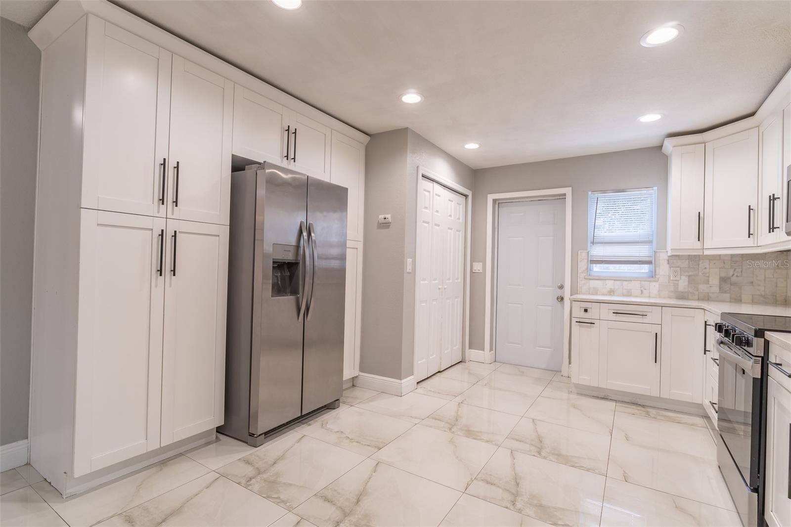 HENDRY & KNIGHTS ADD TO - Residential