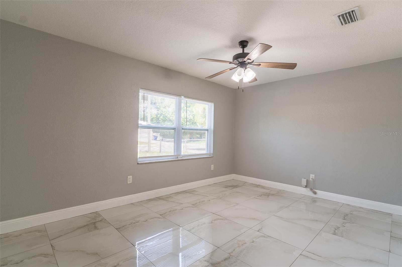 HENDRY & KNIGHTS ADD TO - Residential