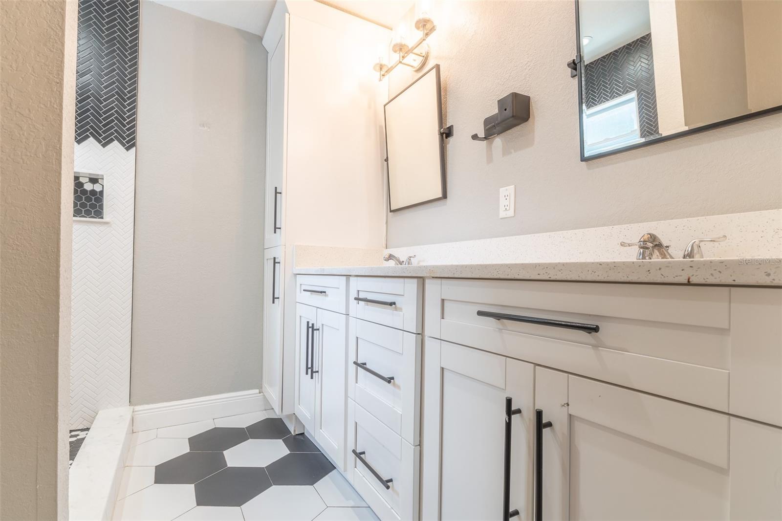 HENDRY & KNIGHTS ADD TO - Residential