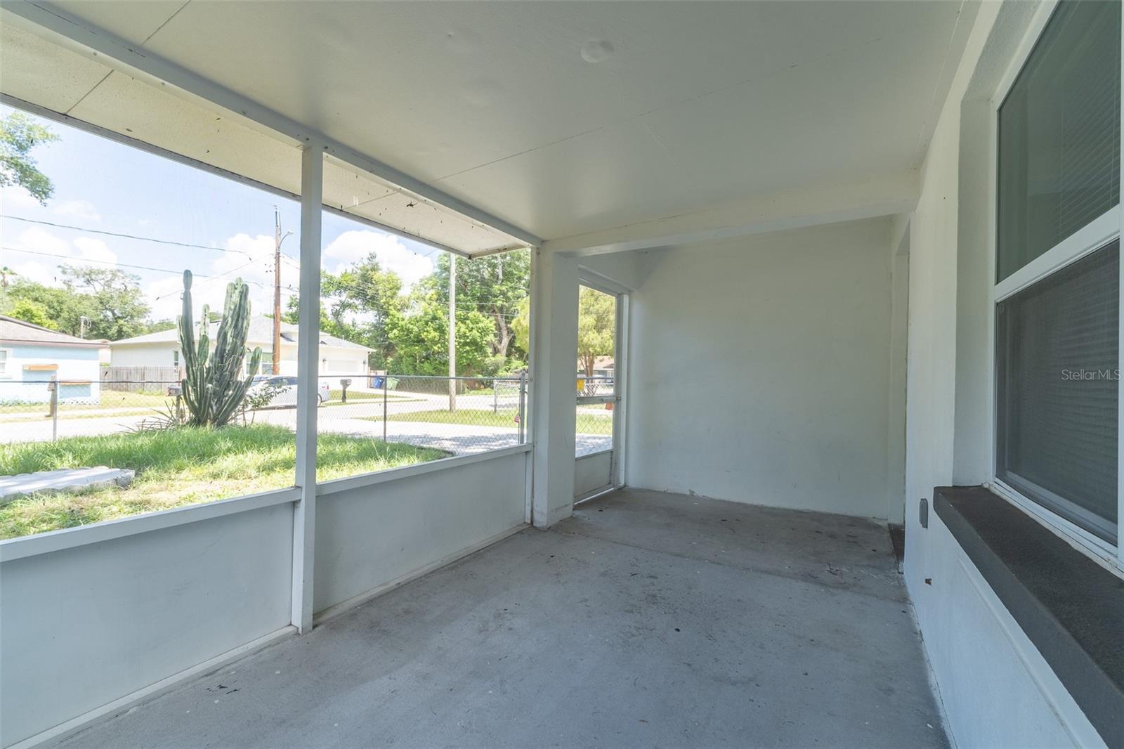 HENDRY & KNIGHTS ADD TO - Residential