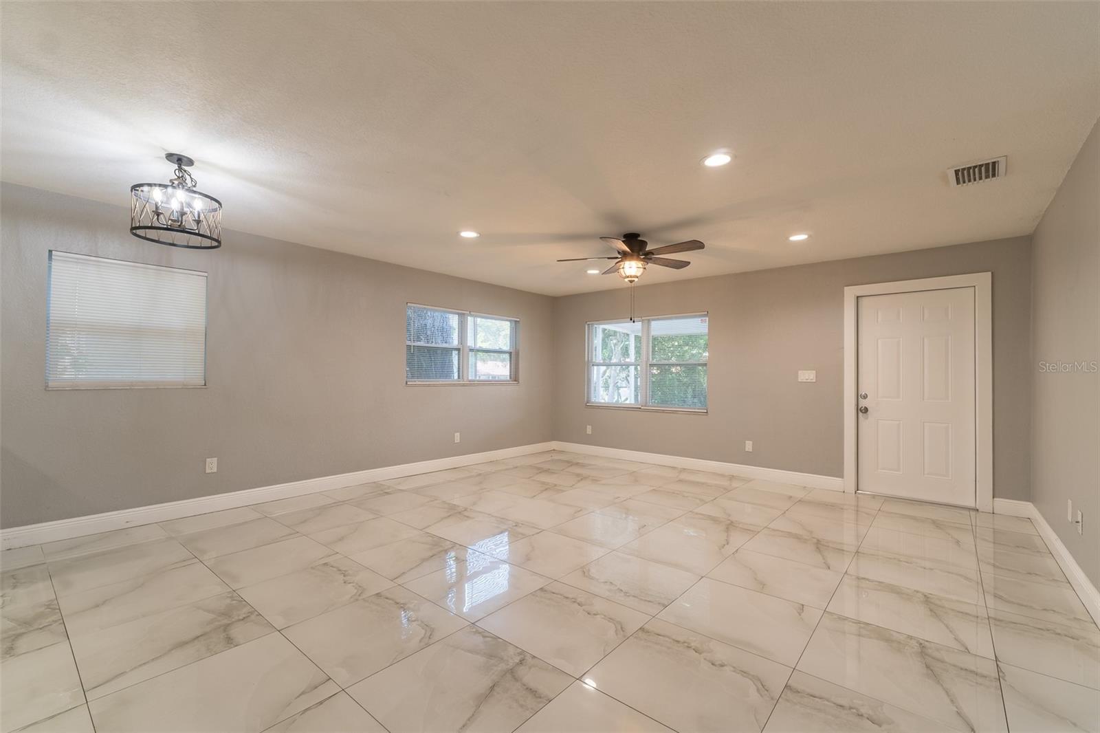 HENDRY & KNIGHTS ADD TO - Residential