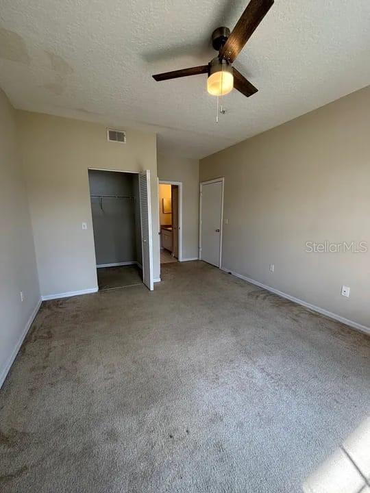 PALMS CLUB CONDO - Residential Lease