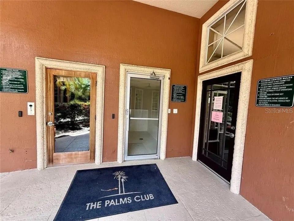 PALMS CLUB CONDO - Residential Lease