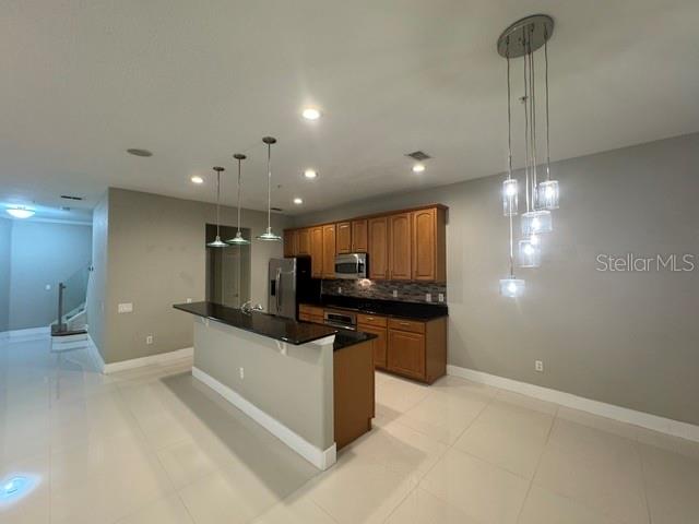 MANDALAY/STONEBRIDGE COMMONS P - Residential
