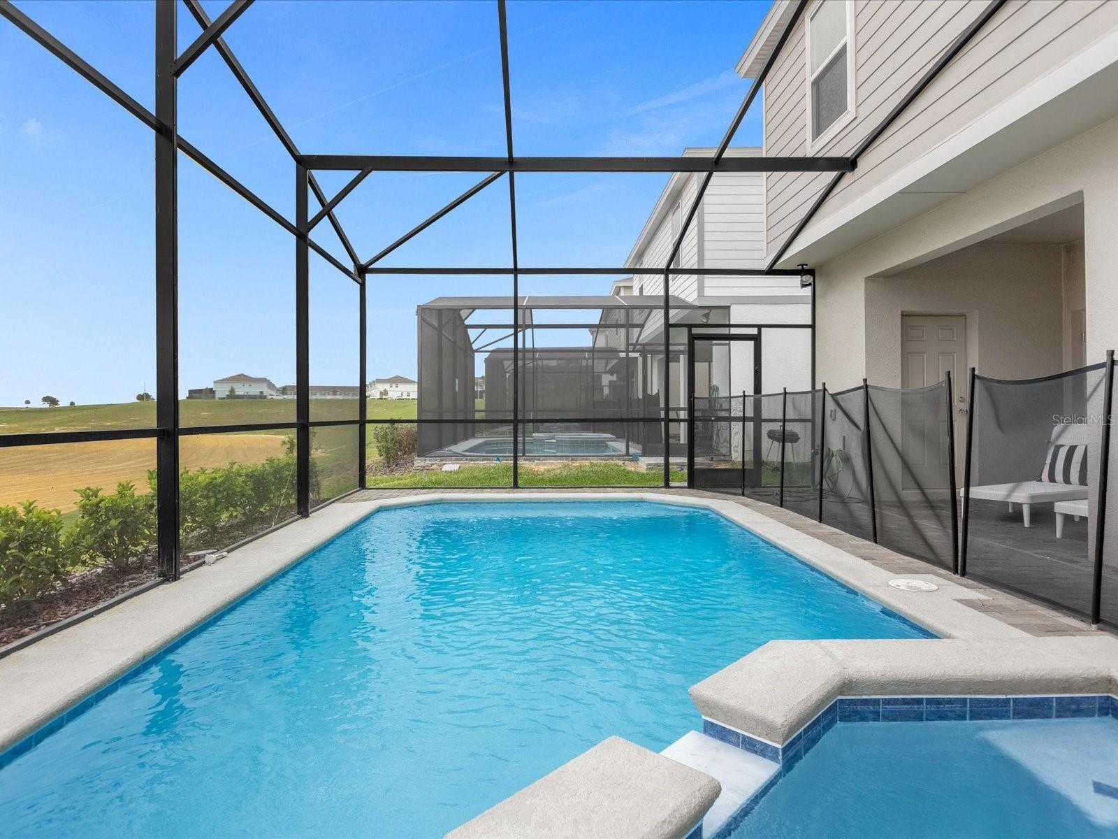 WINDSOR ISLAND RESORT - Residential