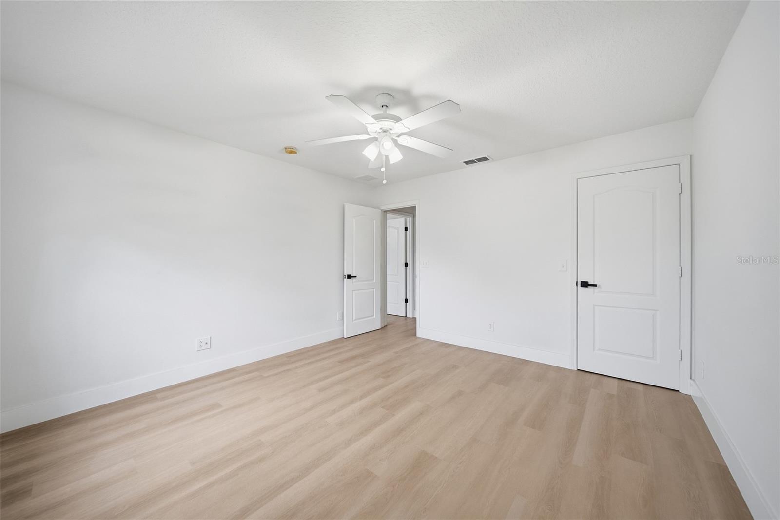 ABBEY TRACE - Residential