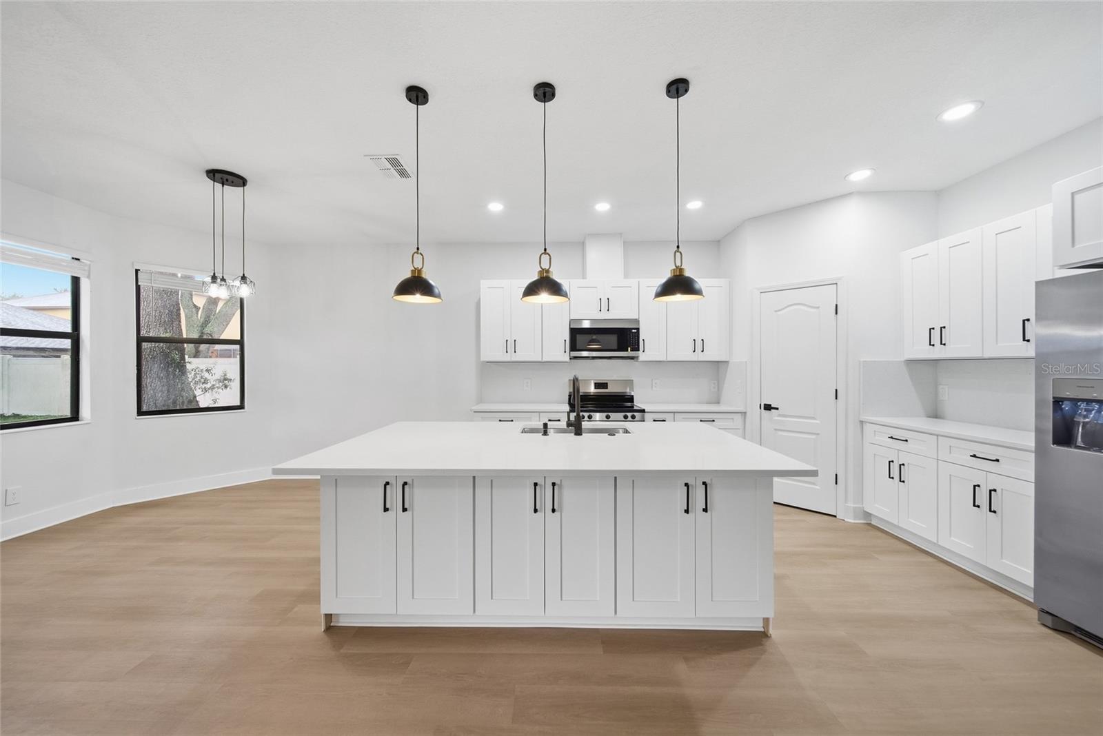 ABBEY TRACE - Residential