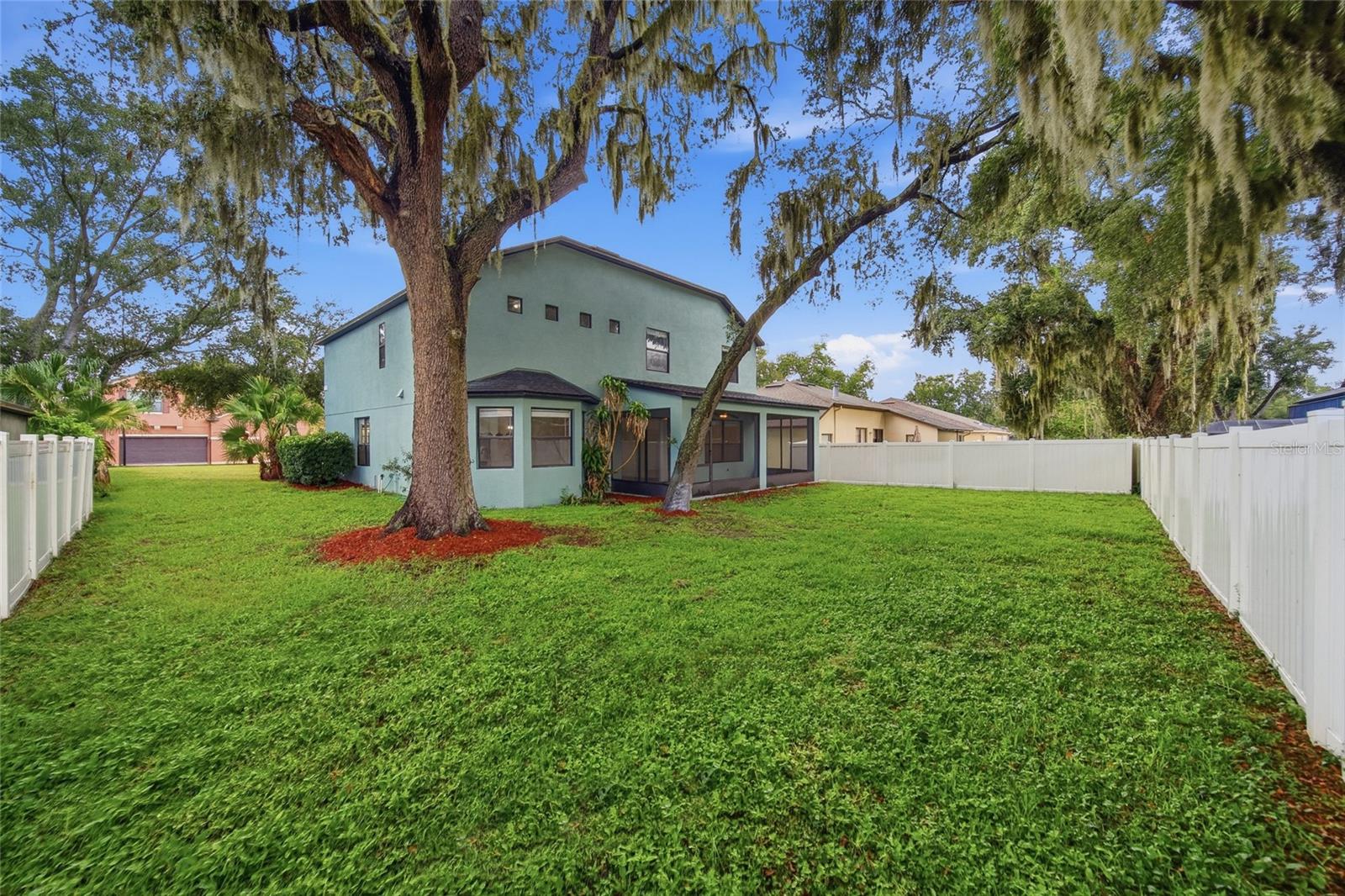ABBEY TRACE - Residential