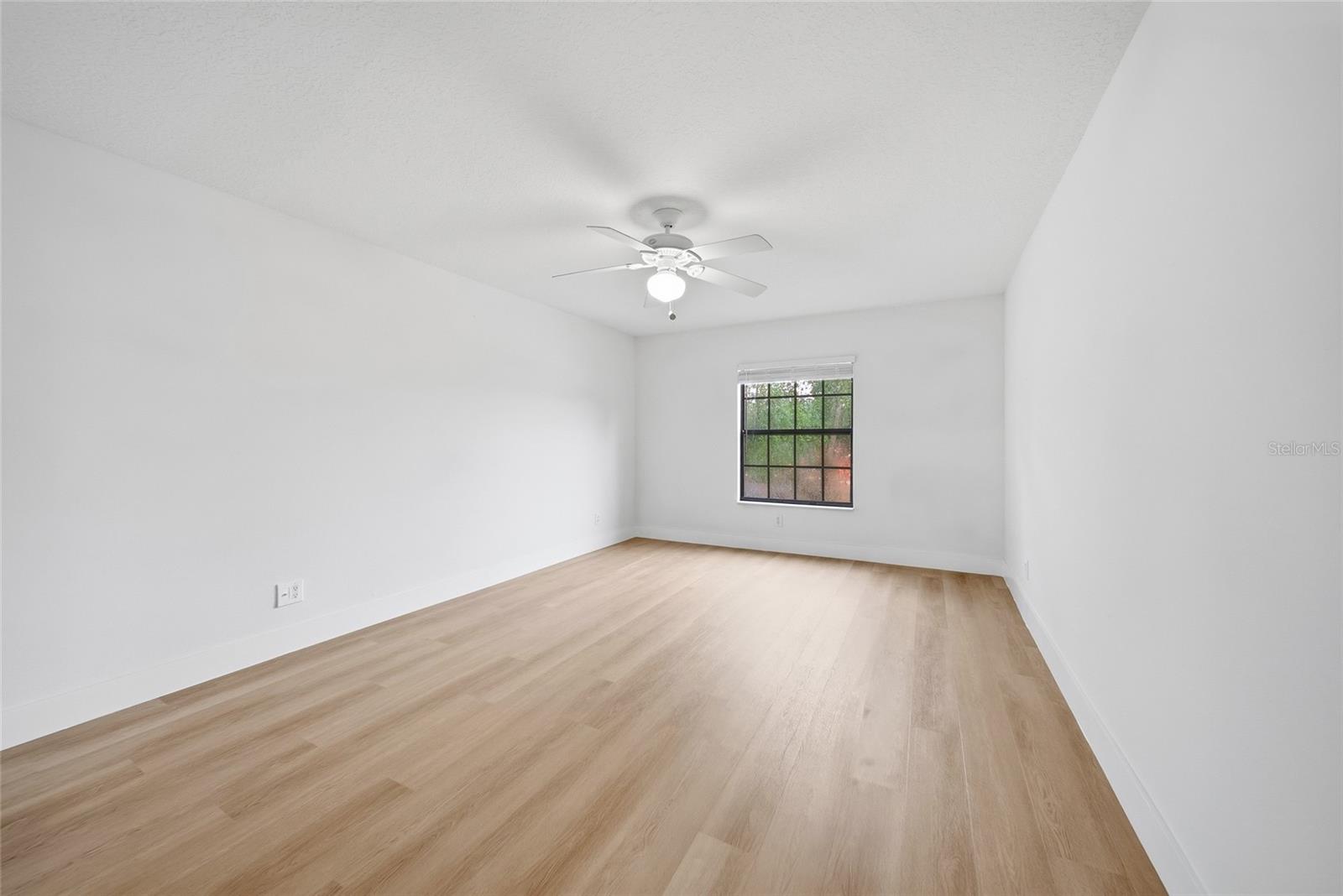 ABBEY TRACE - Residential