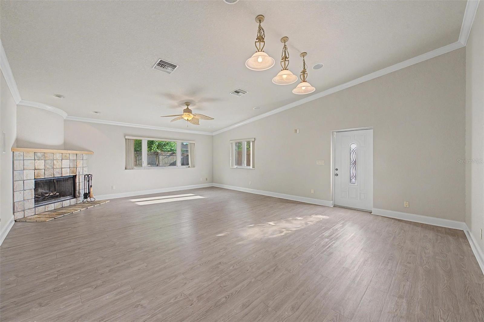 WHITE WOOD TERRACE - Residential
