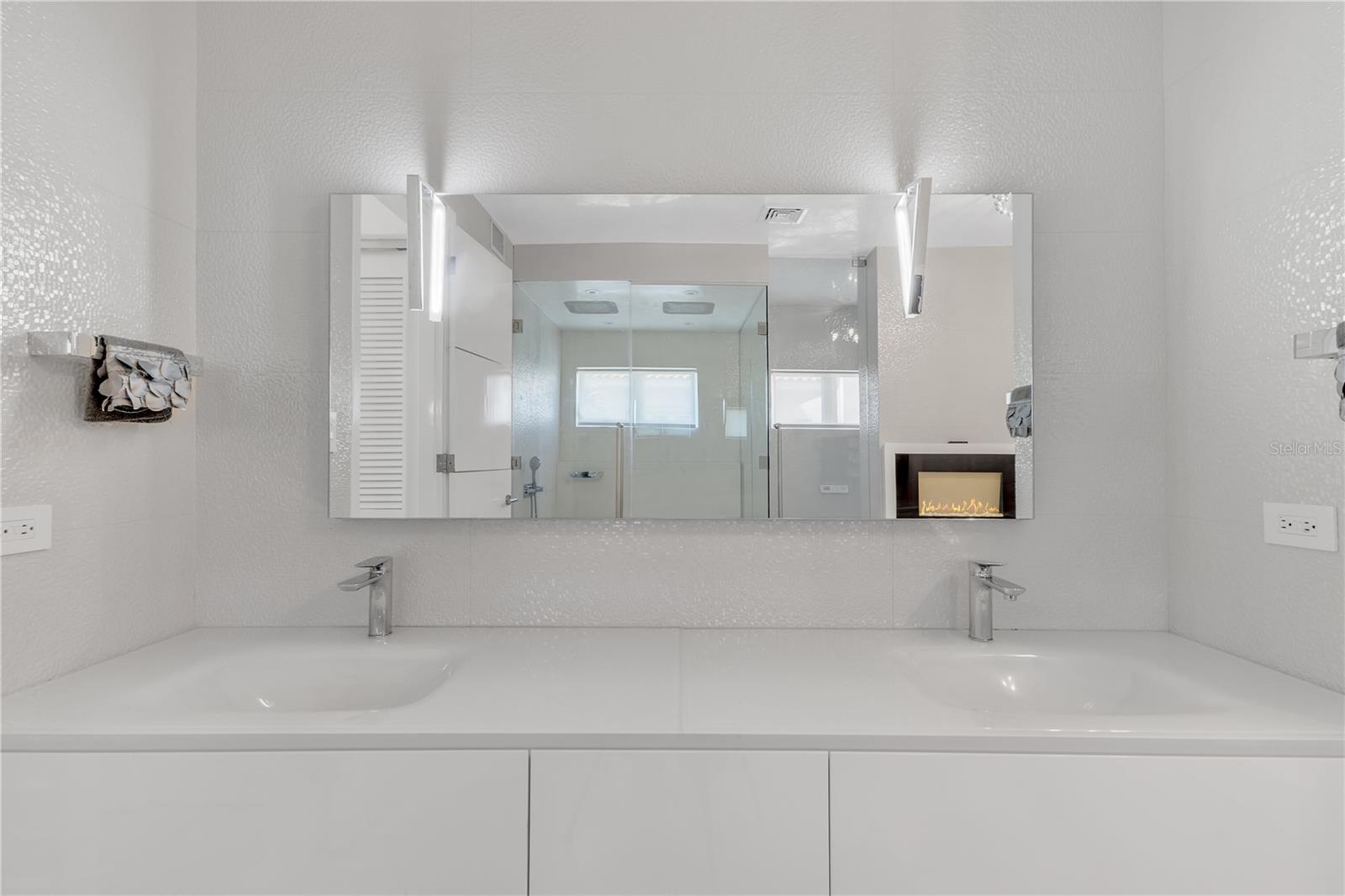 DORADO BEACH EAST - Residential