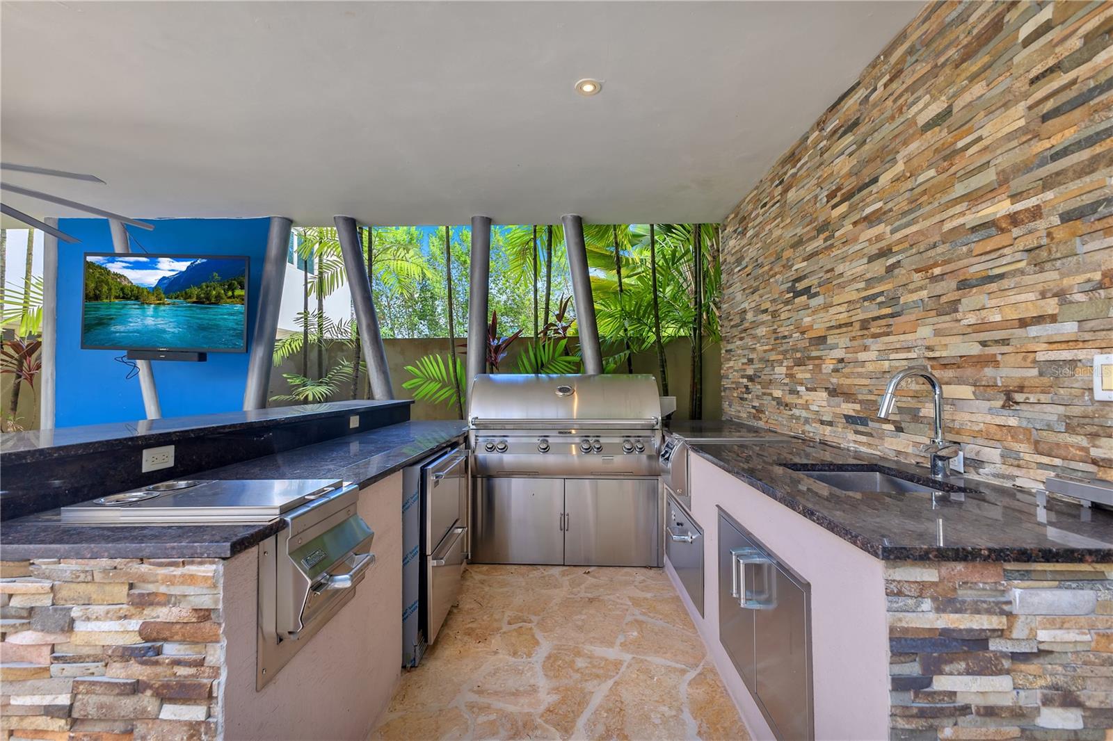 DORADO BEACH EAST - Residential