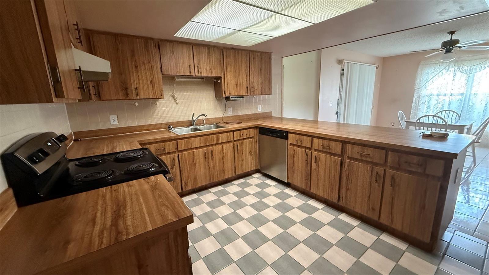 MARION OAKS UNIT 2 - Residential