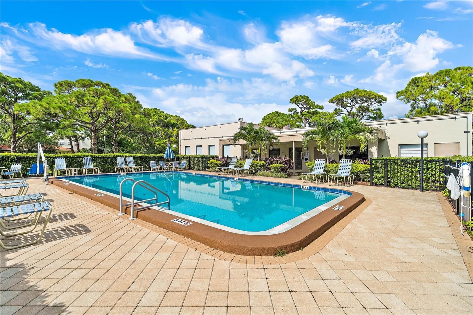 FIVE TOWNS OF ST PETE - Residential