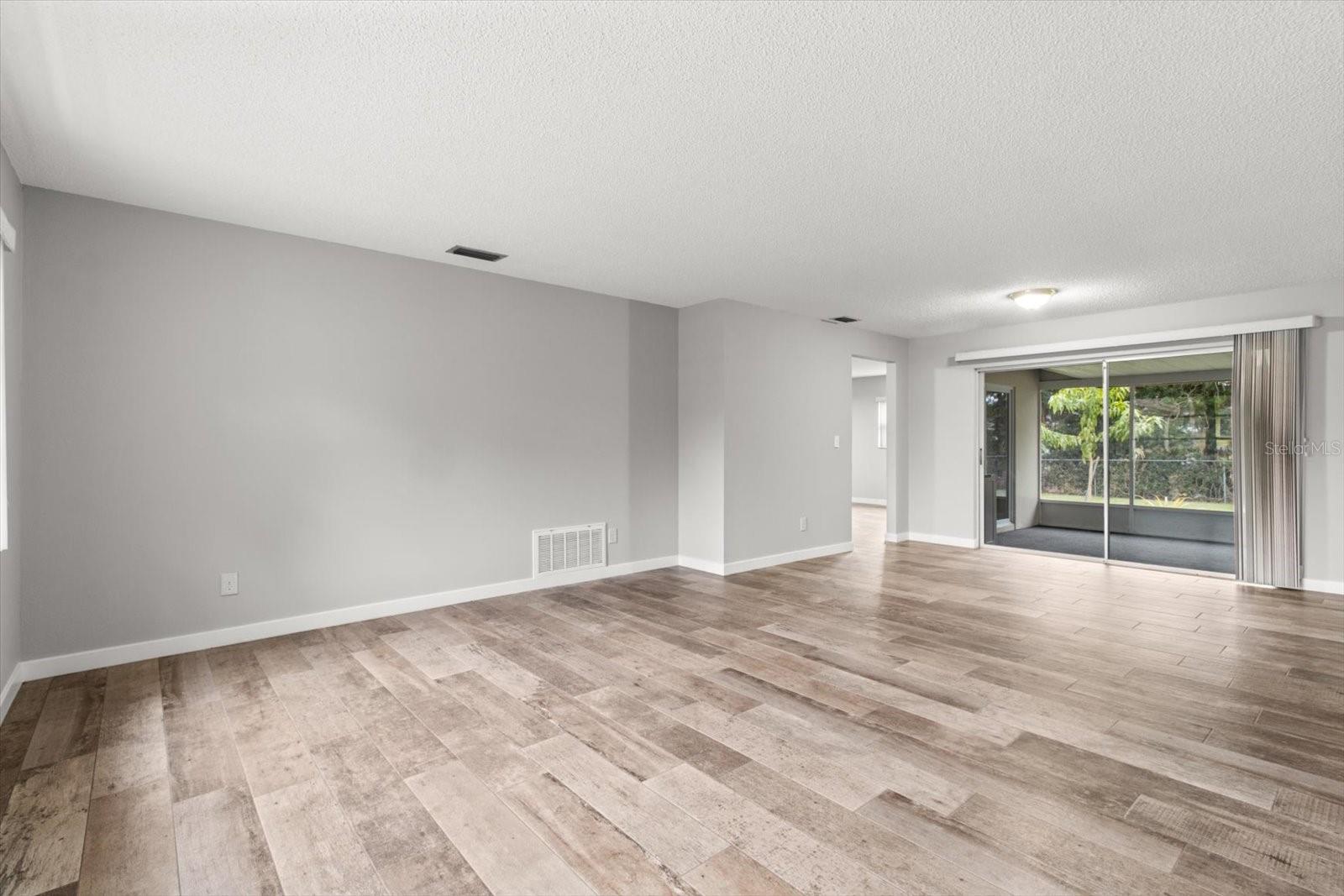 PARADISE COUNTRY CLUB UNIT 3 - Residential